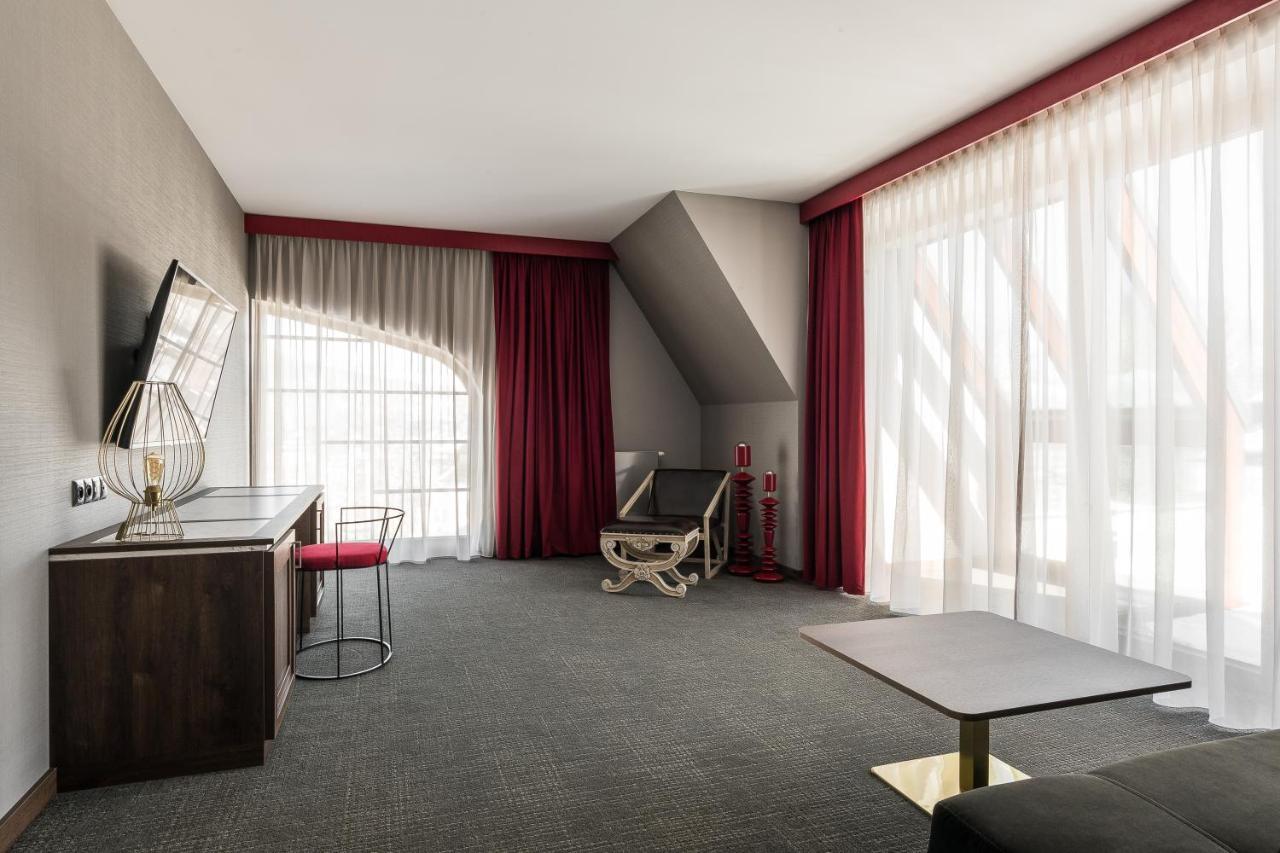 Nosalowy Park Hotel & Spa Zakopane Exterior foto A room at the hotel