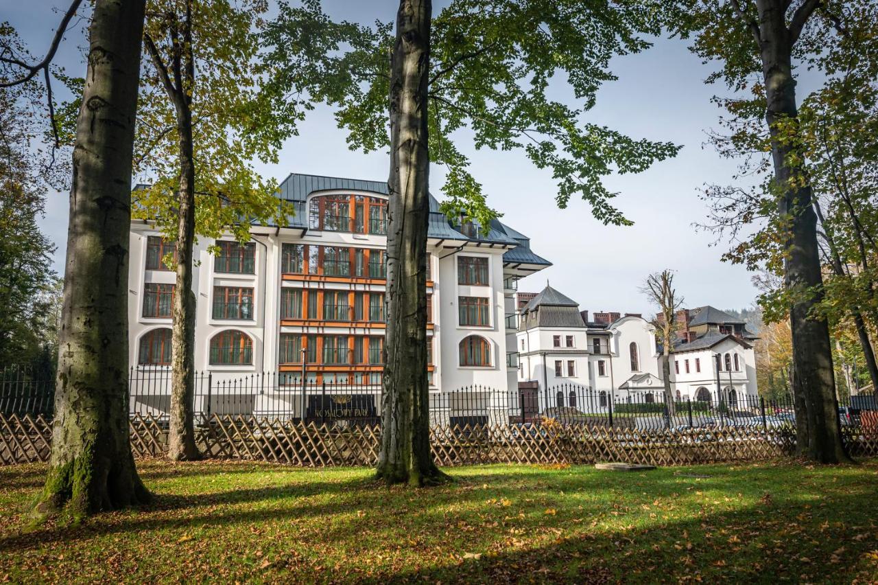 Nosalowy Park Hotel & Spa Zakopane Exterior foto The main building of the university